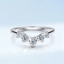Load image into Gallery viewer, Exquisite 9.8 Ct.TW Round Brilliant VVS Diamond Halo Engagement Ring