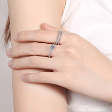 Load image into Gallery viewer, 0.5 Ct.TW Round Brilliant VVS Diamonds Ring Set in 14K White Gold
