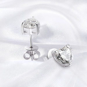 8.0 Ctw Heart Brilliant Stud Earrings D-VVS Lab Diamond in White Gold