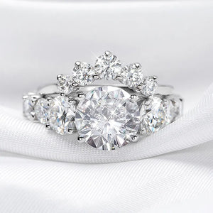 Exquisite 9.8 Ct.TW Round Brilliant VVS Diamond Halo Engagement Ring