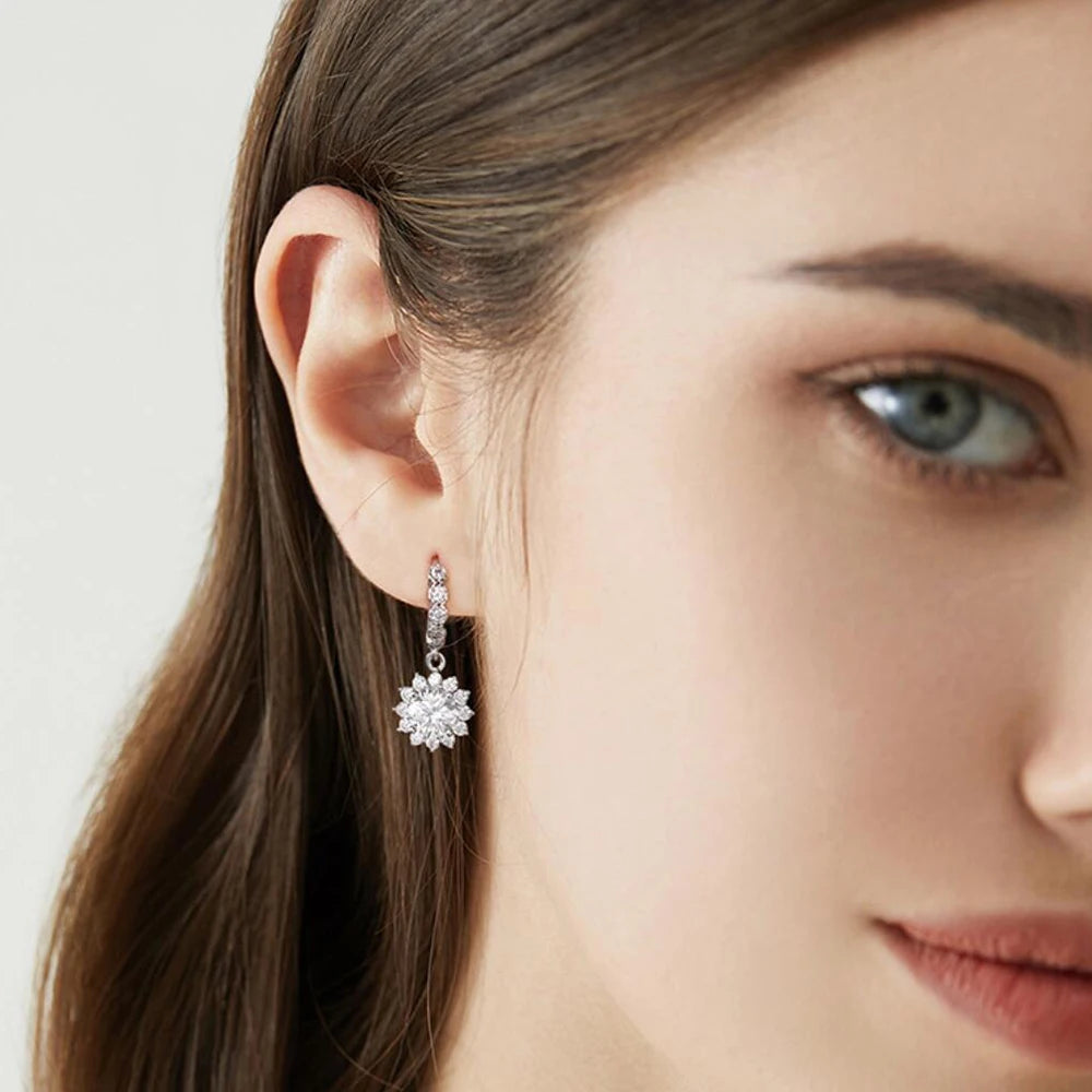 Elegant Diamond Drop Earrings in 18K White Gold – 2.0 to 4.0 Ct.TW