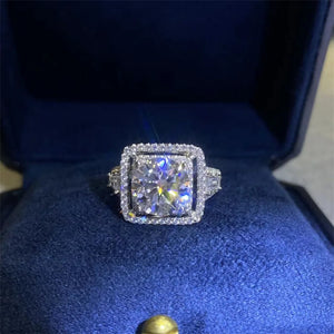 S-925 Silver Ring with 2.0 or 3.0 Ct.TW  VVS Diamond in 18K White Gold