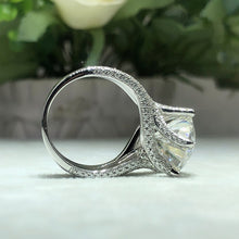 Load image into Gallery viewer, Elegant S-925 Diamond Ring with 3.0 Ct TW - 5.0 Ct TW Round Brilliant
