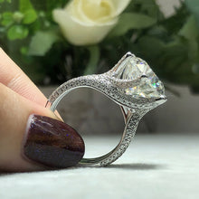 Load image into Gallery viewer, Elegant S-925 Diamond Ring with 3.0 Ct TW - 5.0 Ct TW Round Brilliant