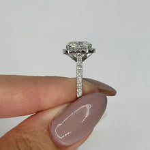 Load image into Gallery viewer, IGI 5.0 Ct.TW Cushion Briliant Ring VS/ DE/ VG Lab Diamond in 14K Gold