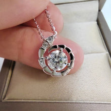 Load image into Gallery viewer, 1.0 Ct.TW Round Brilliant Necklace VVS Diamonds in S-925 in White Gold
