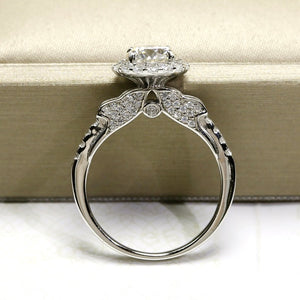 1.0 Ct.TW Round Brilliant VVS Solitaire Diamond Ring in White Gold