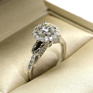 1.0 Ct.TW Round Brilliant VVS Solitaire Diamond Ring in White Gold
