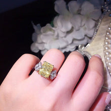Load image into Gallery viewer, 1.7 Ct.TW Semiprecious High Carbon Diamond Emerald Yellow Citrine Ring
