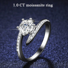 Load image into Gallery viewer, 1.28 Ct.TW Round Brilliant 7 side stones Diamond Ring in White Gold