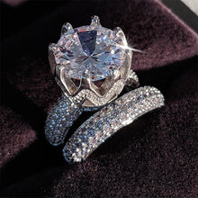 Load image into Gallery viewer, Luxurious 4.91 Ct.TW Round Semi-Precious Gems High Carbon Diamond Rings