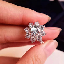 Load image into Gallery viewer, S-925 Ring with 1.0/2.0 Ct.Round Brilliant VVS Diamond in White Gold