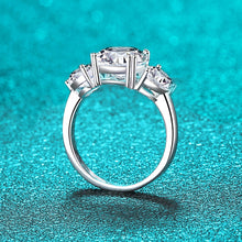 Load image into Gallery viewer, Three-Stone Round Brilliant 2.0–4.0 Ct.TW Diamond Ring 18K White Gold