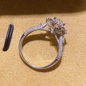 1.0 Ct.TW Round Brilliant VVS Diamond Prism Promise Ring in White Gold