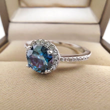 Load image into Gallery viewer, Round Brilliant Diamond Cocktail Ring in White Gold – 1.0 Ct | 2.0 Ct